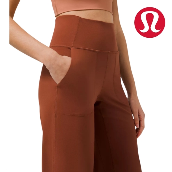 [NEW] Lululemon Align Wide Leg Crop 23" Leggings - Picture 6 of 14